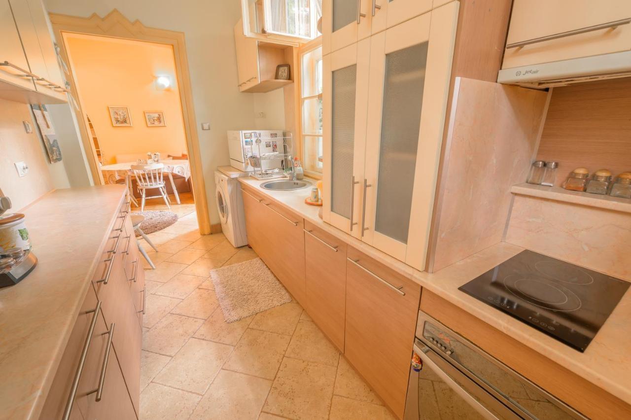 Tomovi Home - Three Bedrooms City Center Plovdiv Exteriör bild
